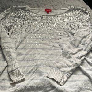 Women’s sweater with sequins